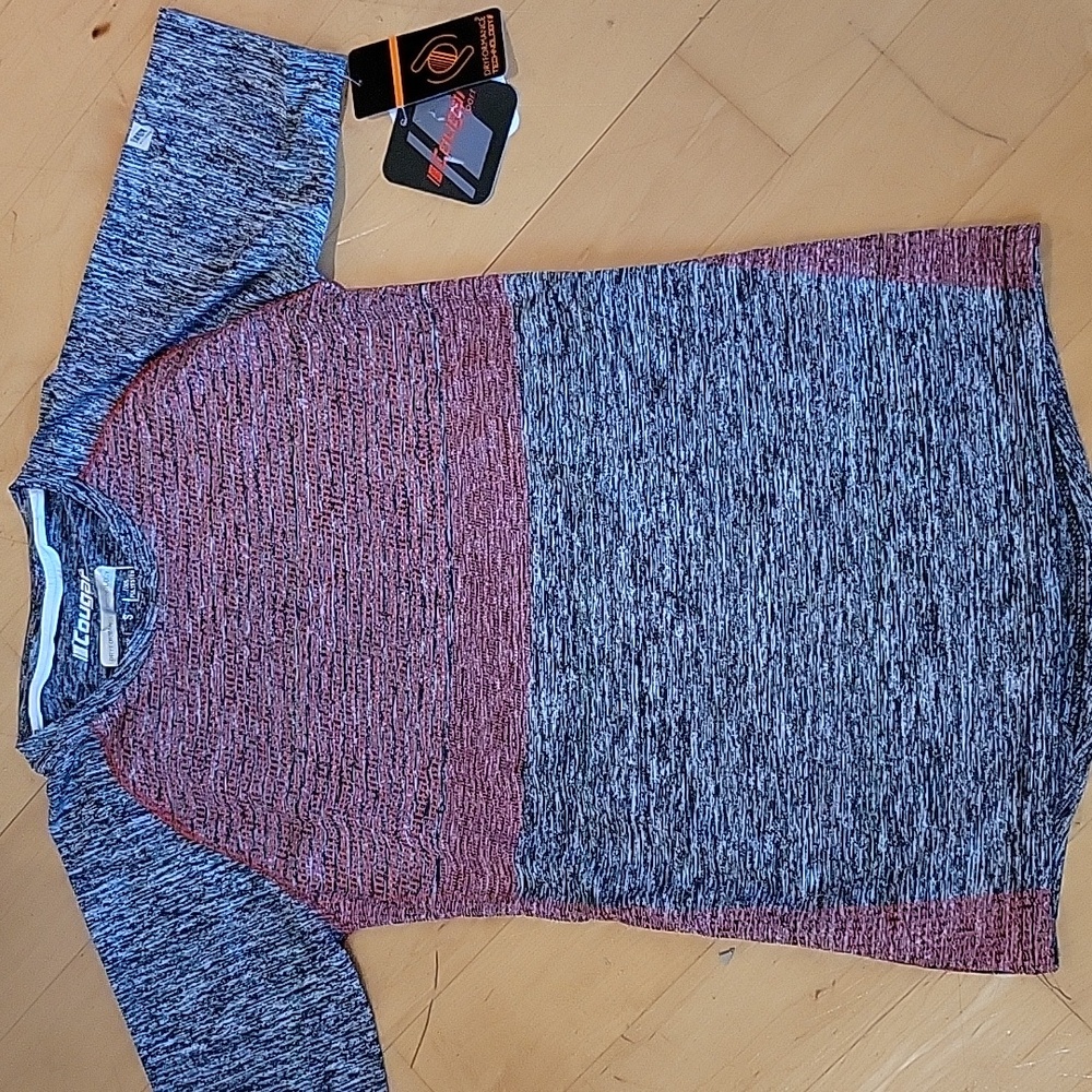 NWT Cougar Red Gray Performance Tshirt Mens S